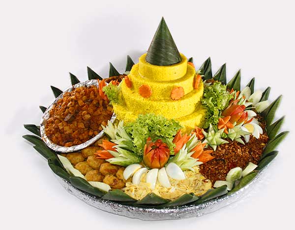tumpeng kuning